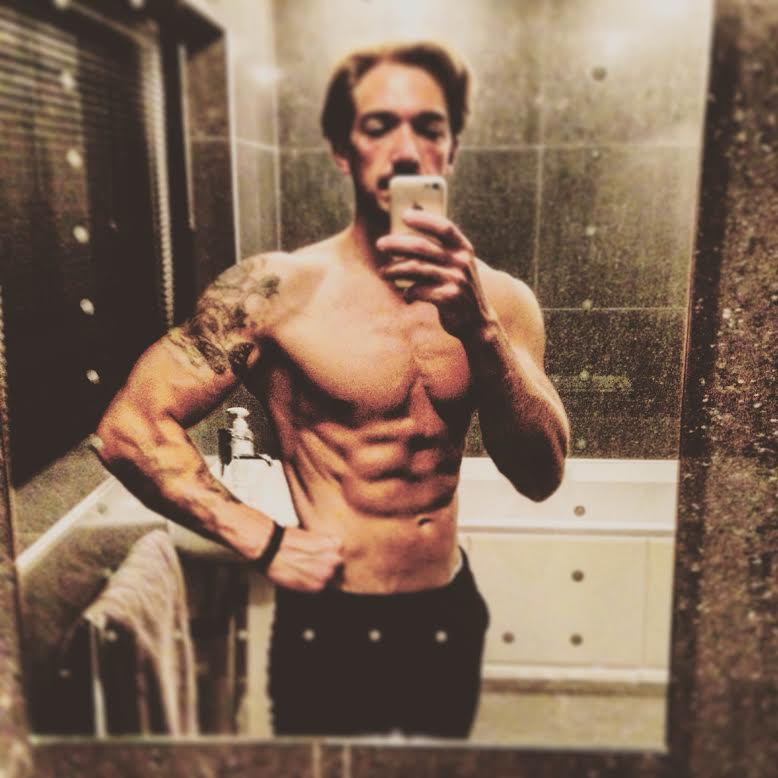 When having a six pack made me miserable - ketogenic dieting - personal trainer sheffield - nick screeton