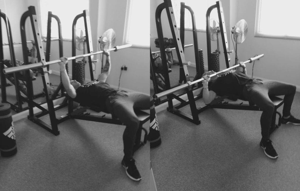Bench press with a barbell with LEP Fitness 