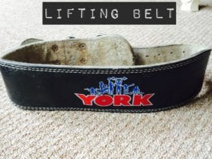 lifting belt to improve squat 